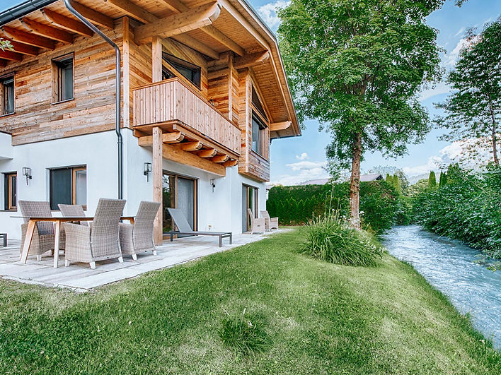 Riverside Chalet Alpspitze